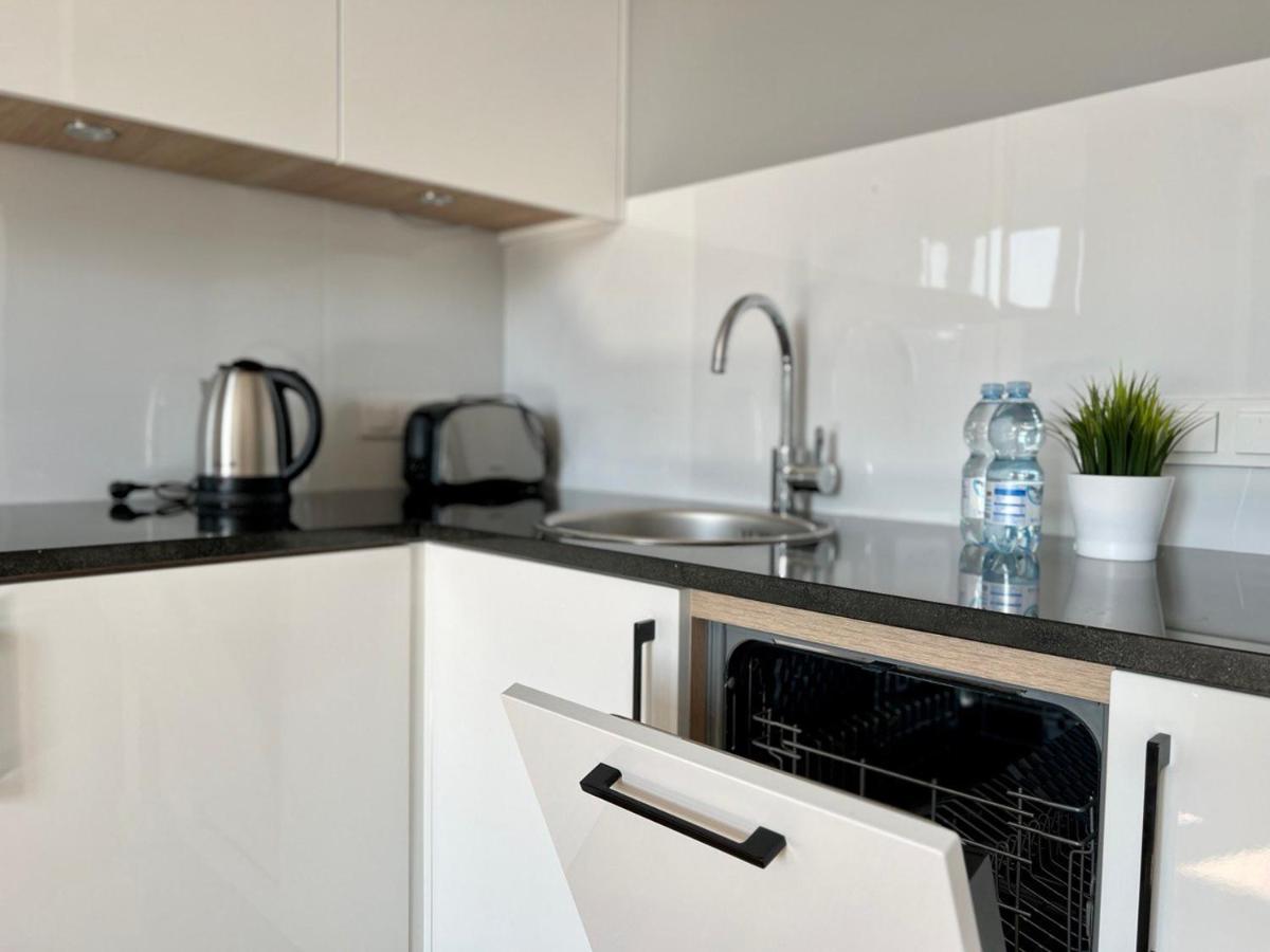 K22 Slawinska 503 Sun-City Apart ורשה מראה חיצוני תמונה